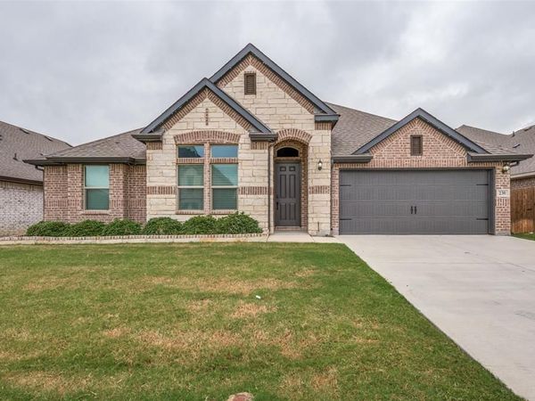 230 Clairmont Drive , Ponder, TX 76259