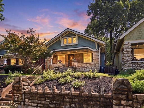4141 Kenwood Avenue, Kansas City, MO 64110