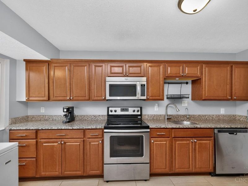 706 Osage Trail, Milford, OH 45150 Photo 13
