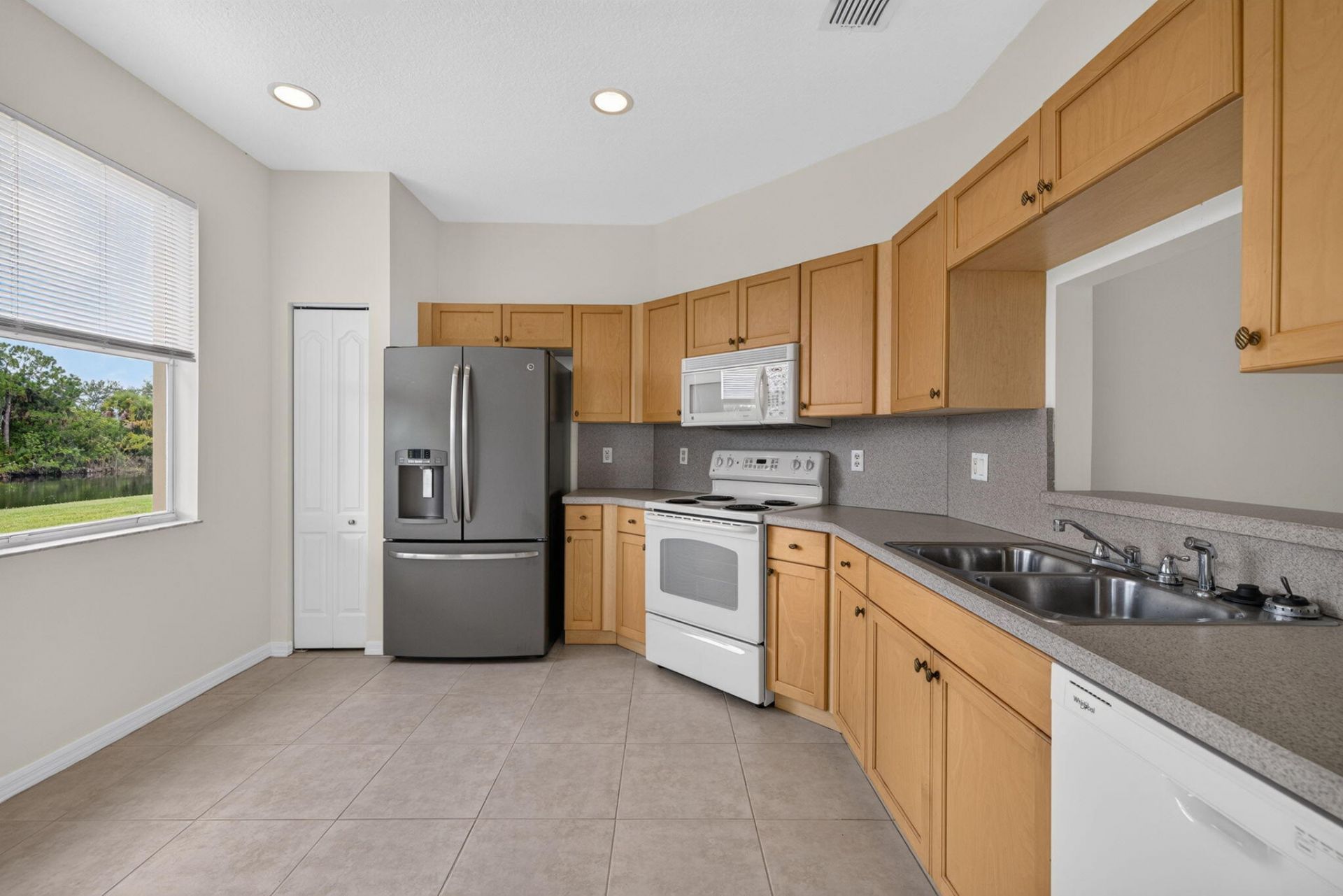 9810 SW Eastbrook Circle, Port Saint Lucie, FL 34987 Photo
