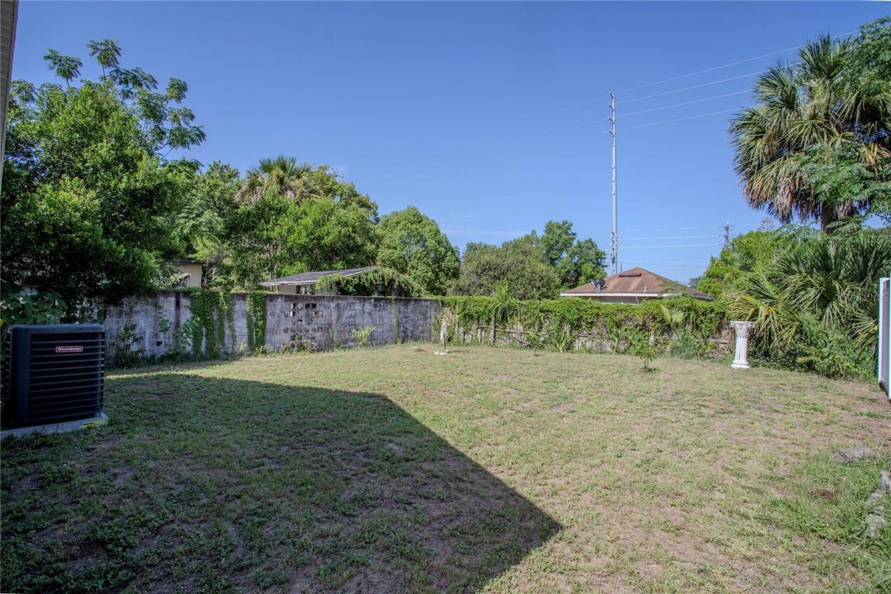1202 S Dewey Street , Eustis, FL 32726 Photo