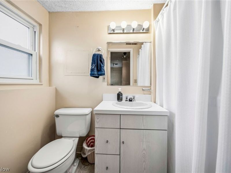 6389 Ambrose Drive, Mentor, OH 44060 Photo 24