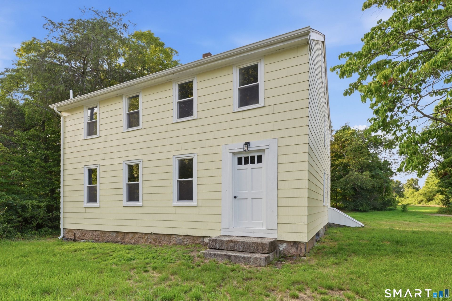 121 Clarks Falls, North Stonington, CT 06359 Main Photo