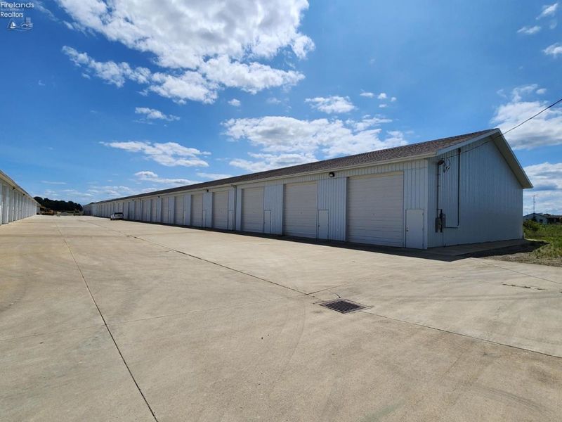 10006 Milan Road, Unit 6, Milan, OH 44846 Photo 1