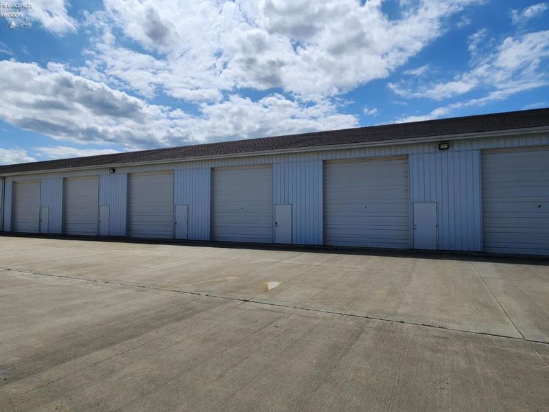 10006 Milan Road, Unit 6, Milan, OH 44846 Photo 2