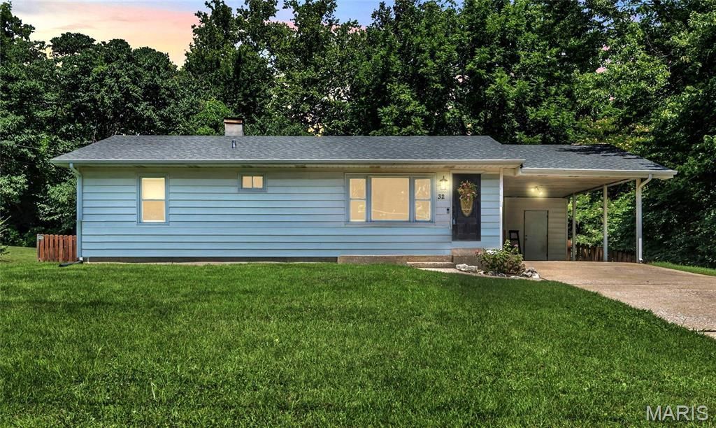 32 Highland Drive, Saint Charles, MO 63303 Main Photo