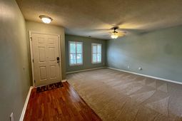 1019 Golden Aspen Drive photo 4