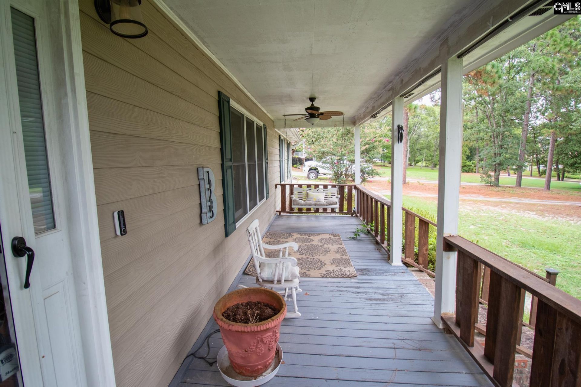 125 Robin Forest Drive Photo 4