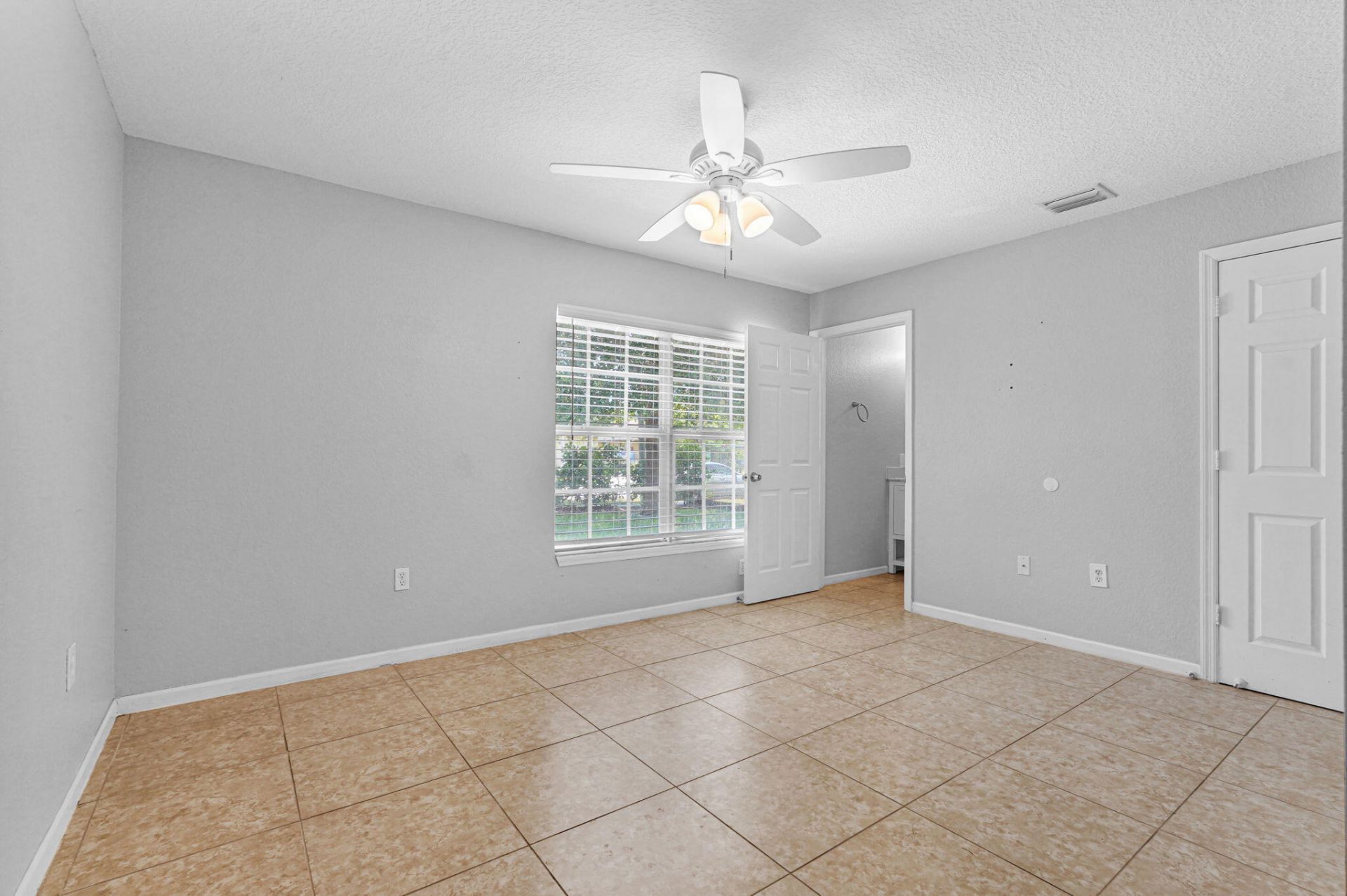 520 N Southridge Road N, Delray Beach, FL 33444 Photo