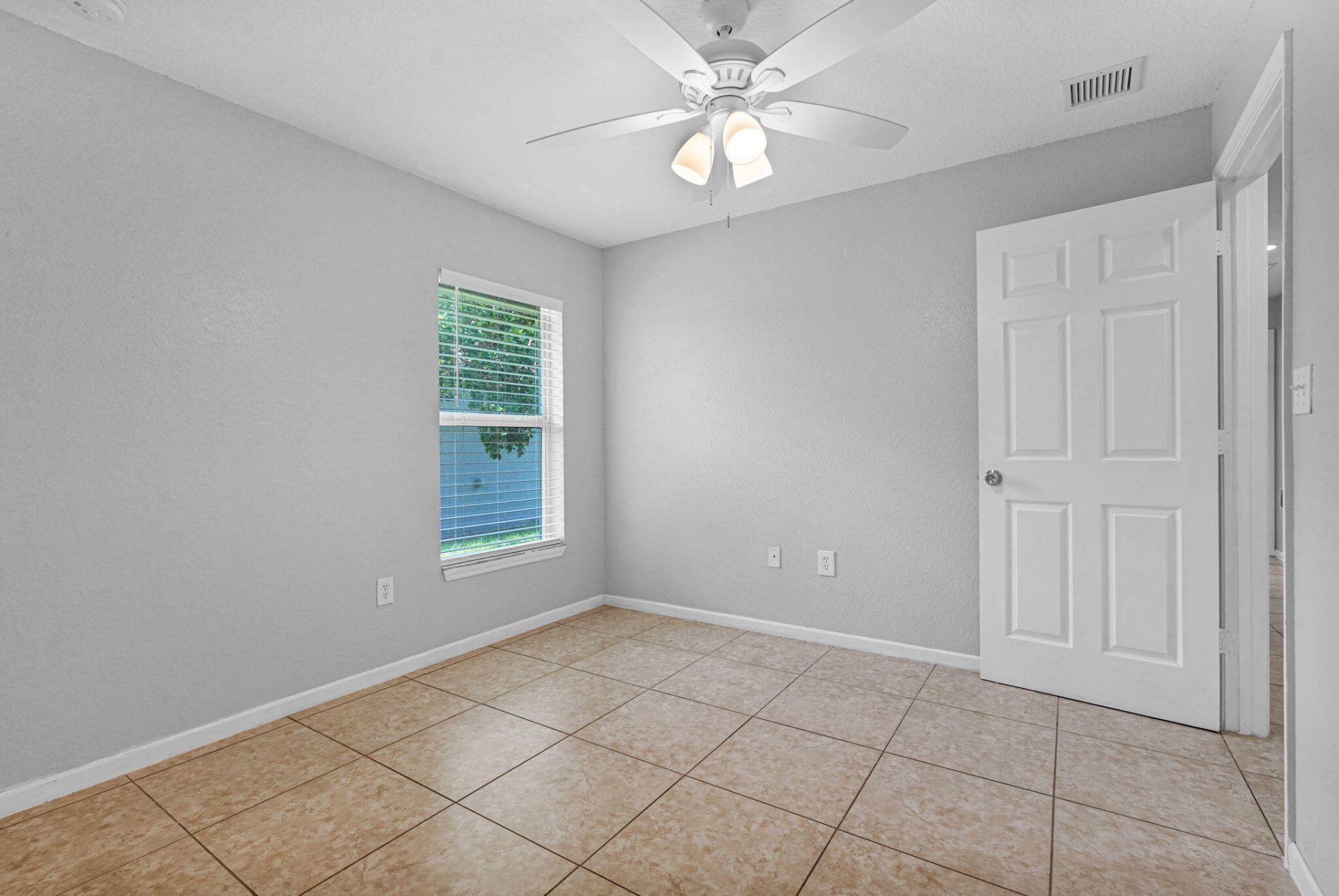 520 N Southridge Road N, Delray Beach, FL 33444 Photo