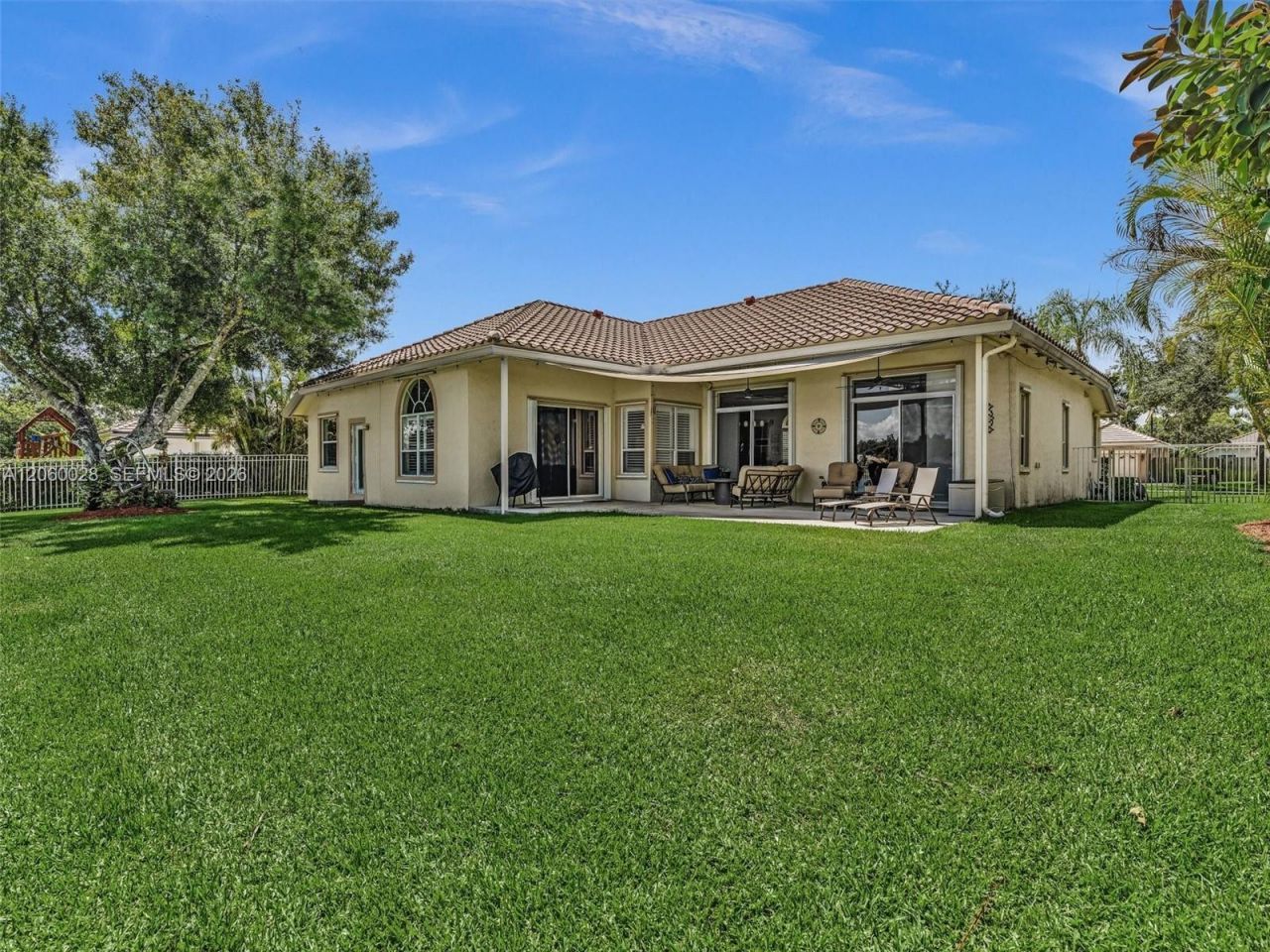 16247 Erie Pl, Davie, FL 33331 Photo
