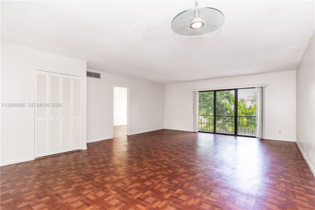 3992 N Pine Island Rd , Unit 2A, Sunrise, FL 33351 Photo