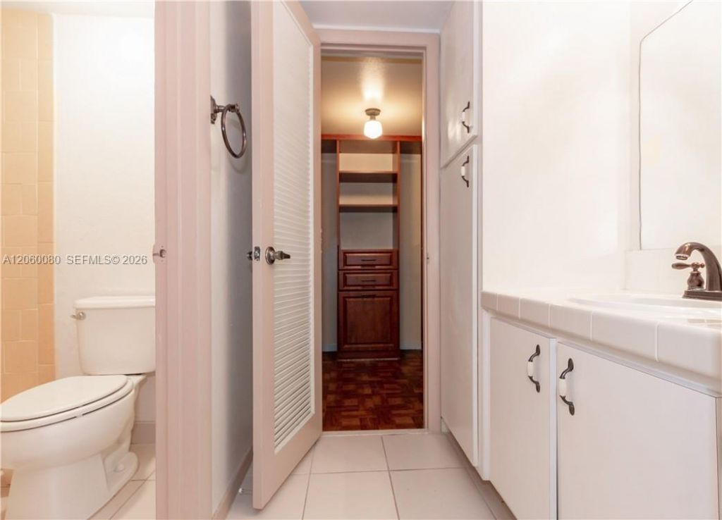 3992 N Pine Island Rd , Unit 2A, Sunrise, FL 33351 Photo