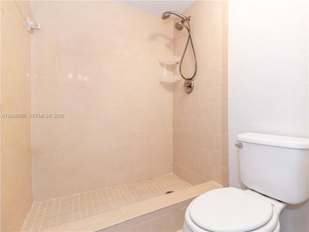 3992 N Pine Island Rd , Unit 2A, Sunrise, FL 33351 Photo