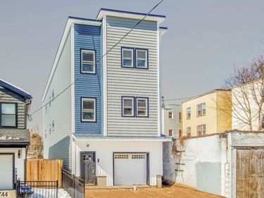 39 Ellis Ave, Irvington, NJ 07111
