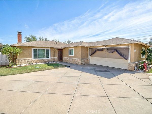 10884 Cypress ave, Riverside, CA 92505
