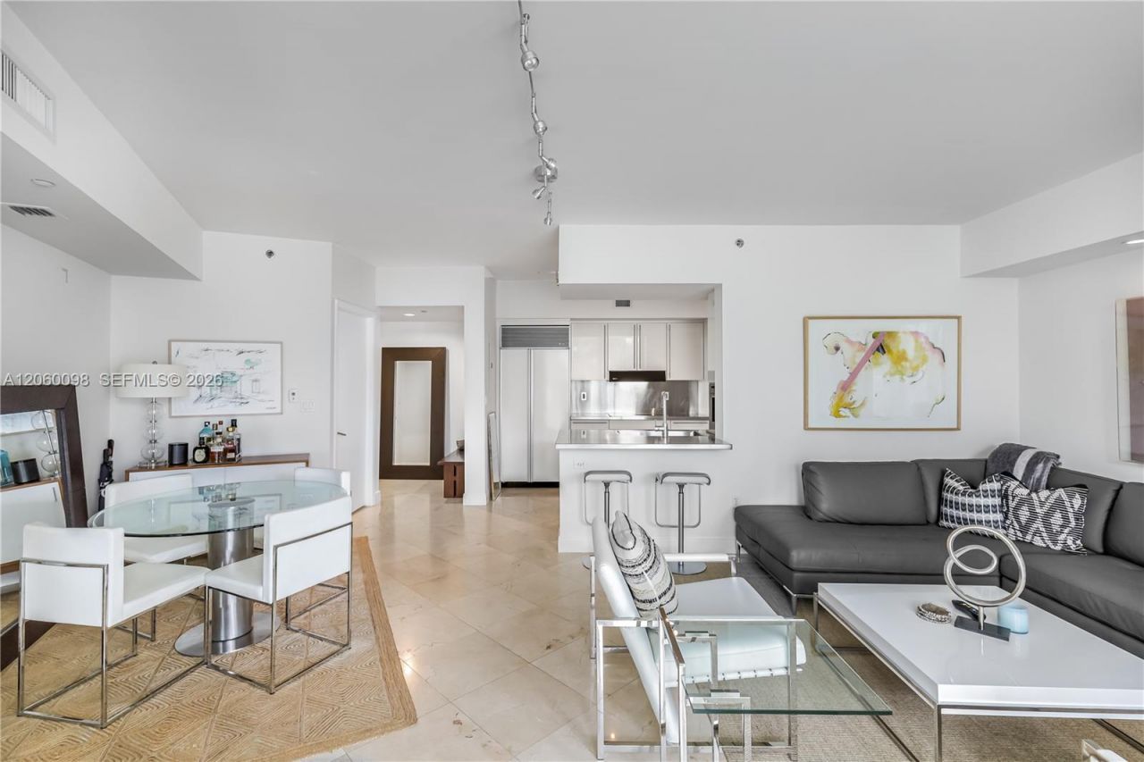 1000 S Pointe Dr , Unit 506, Miami Beach, FL 33139 Main Photo