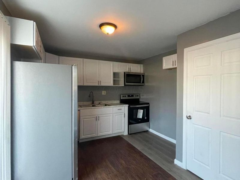 2488 Alane Court, Unit 9, Columbus, OH 43224 Photo 7
