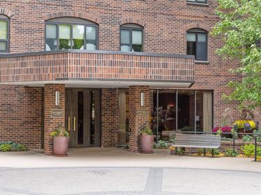 1235 Yale Place , Unit 705, Minneapolis, MN 55403
