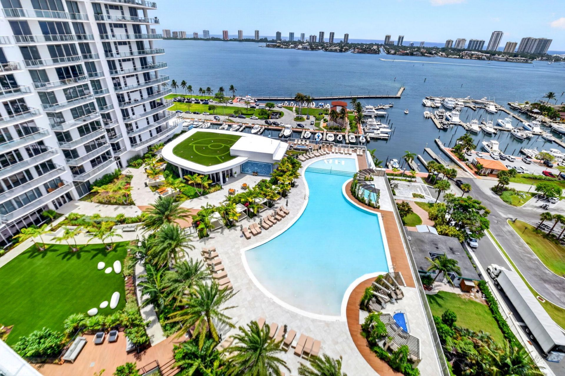 220 Lake Shore Drive, Unit 1506, Lake Park, FL 33403 Photo