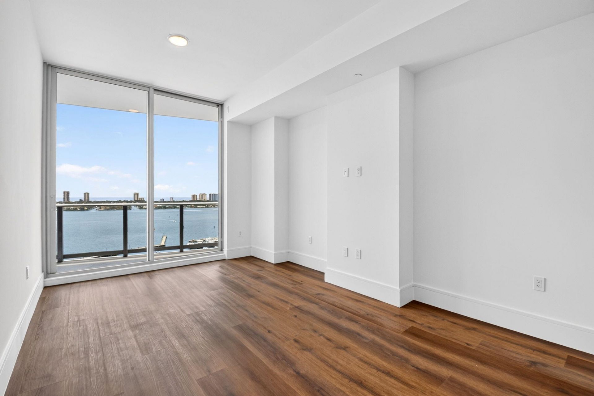 220 Lake Shore Drive, Unit 1506, Lake Park, FL 33403 Photo