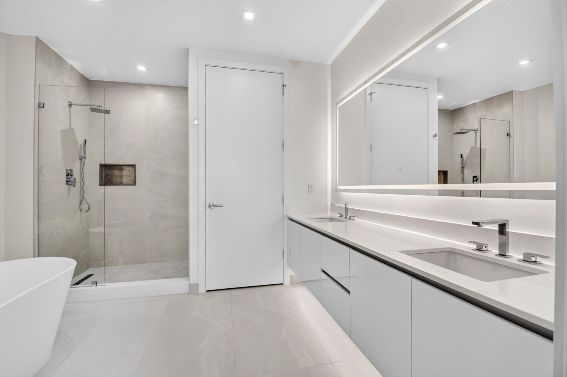 220 Lake Shore Drive, Unit 1506, Lake Park, FL 33403 Photo