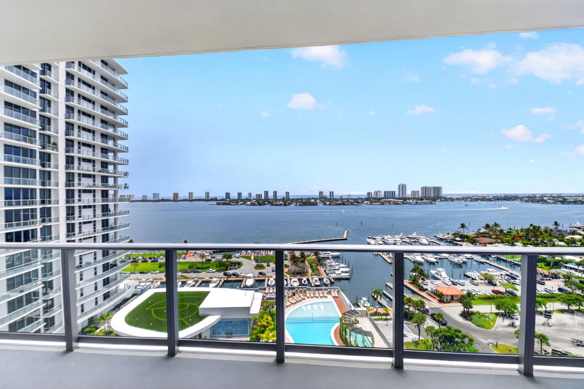 220 Lake Shore Drive, Unit 1506, Lake Park, FL 33403 Photo