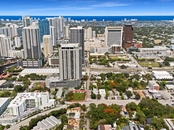 460 SW 4TH Avenue, Fort Lauderdale, FL 33315