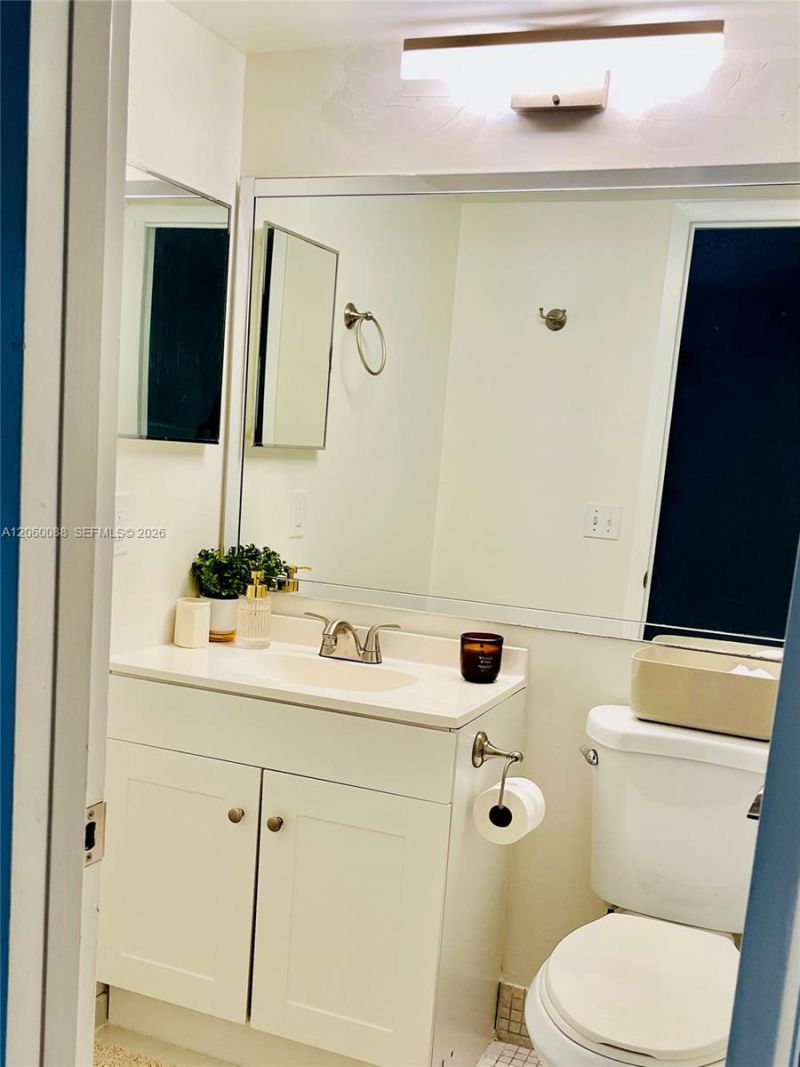 1010 Newcastle A, Unit 1010, Boca Raton, FL 33434 Photo