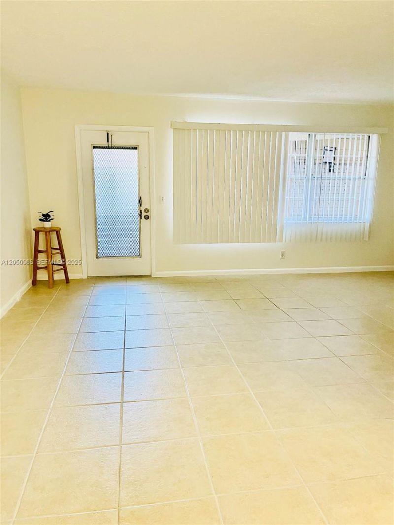 1010 Newcastle A, Unit 1010, Boca Raton, FL 33434 Photo