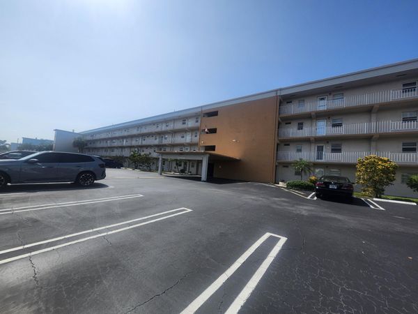 230 NE 26th Avenue, Unit 209, Boynton Beach, FL 33435