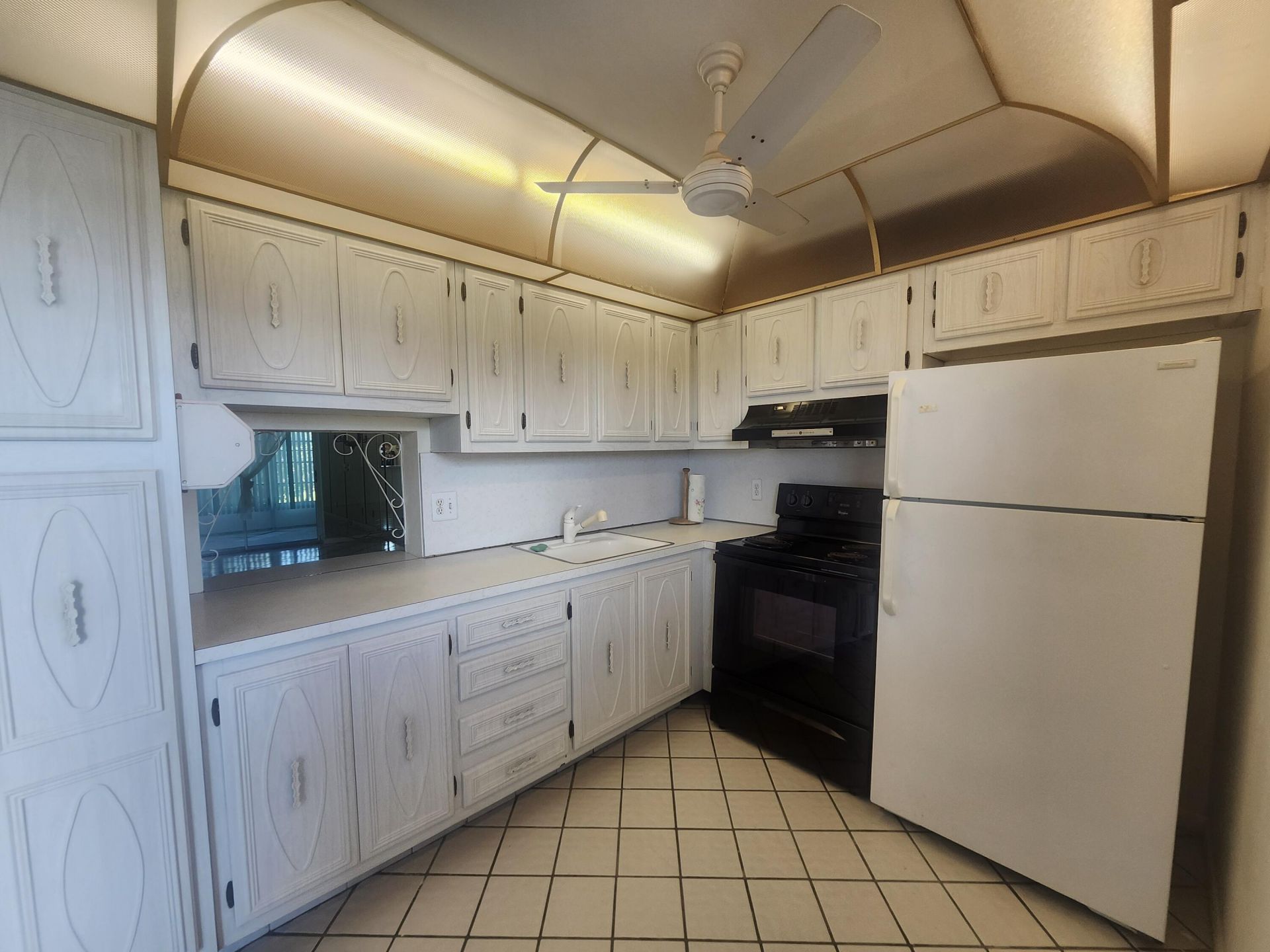 230 NE 26th Avenue, Unit 209, Boynton Beach, FL 33435 Photo