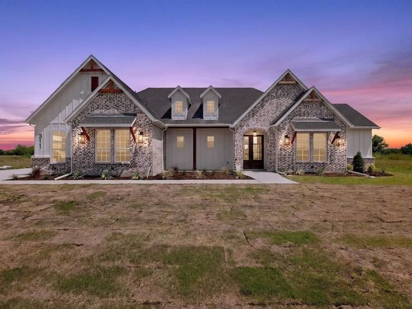 311 VZ County Road 3811 , Wills Point, TX 75169