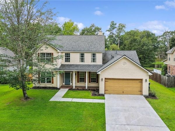 879 COMANCHE Drive , Abita Springs, LA 70420