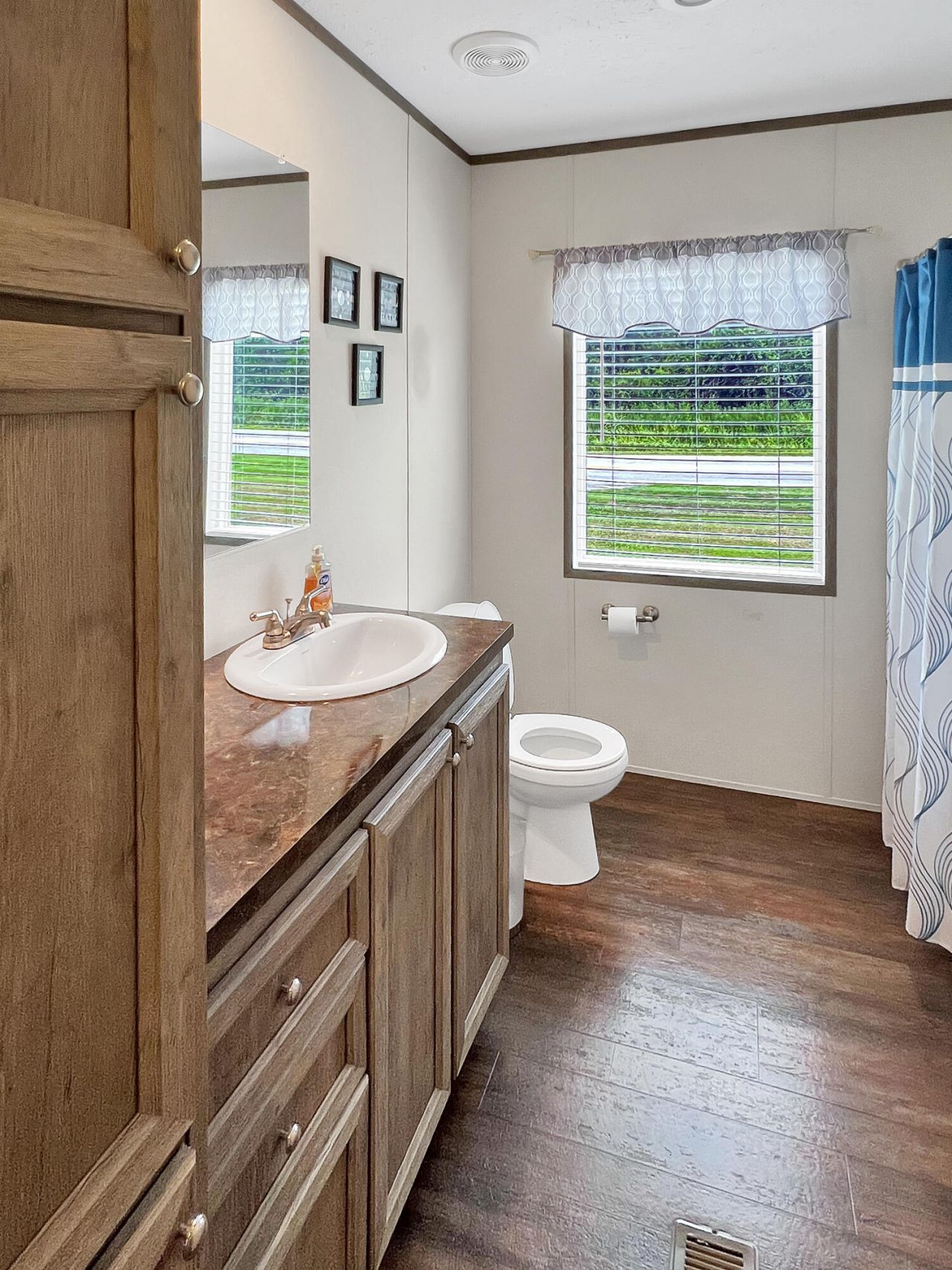 6204 Badham Drive Photo 22