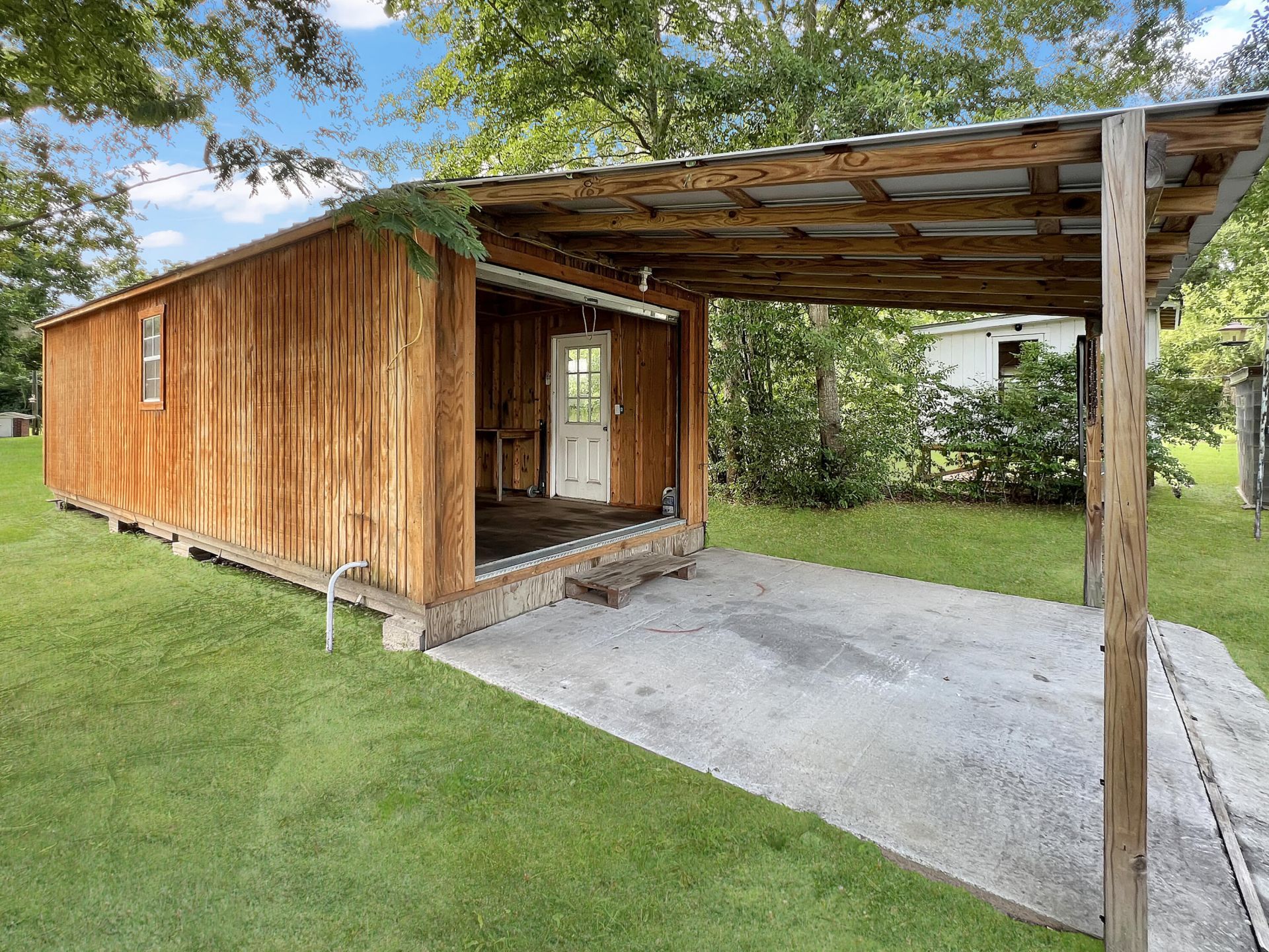 6204 Badham Drive Photo 28