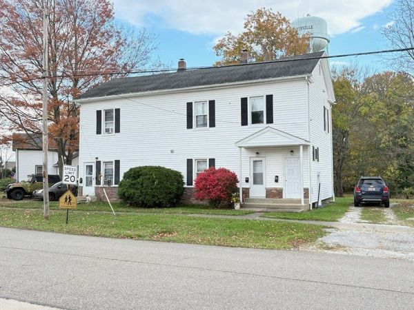8218 Park Avenue, Unit 3, Garrettsville, OH 44231