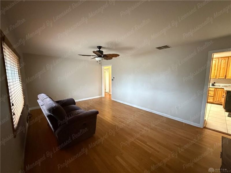 217 Wolf Avenue, Englewood, OH 45322 Photo 4