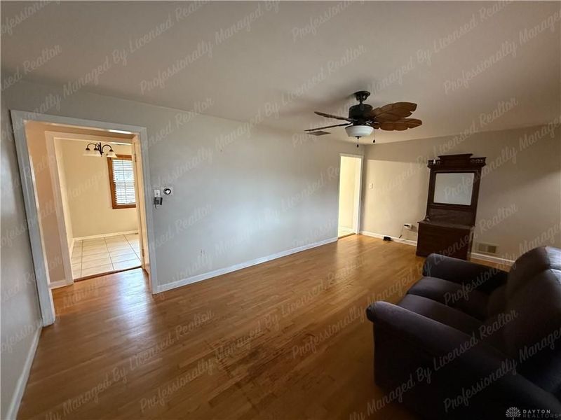 217 Wolf Avenue, Englewood, OH 45322 Photo 5