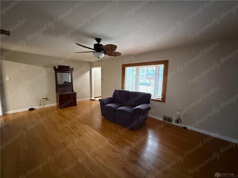217 Wolf Avenue, Englewood, OH 45322 Photo 6