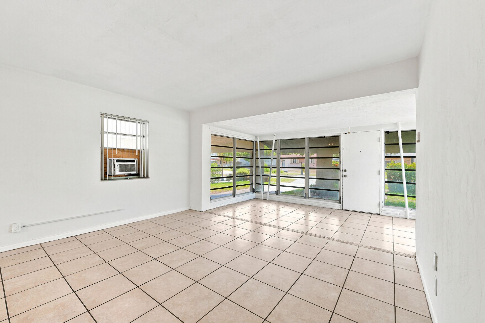 413 SW 24th Avenue, Fort Lauderdale, FL 33312 Photo
