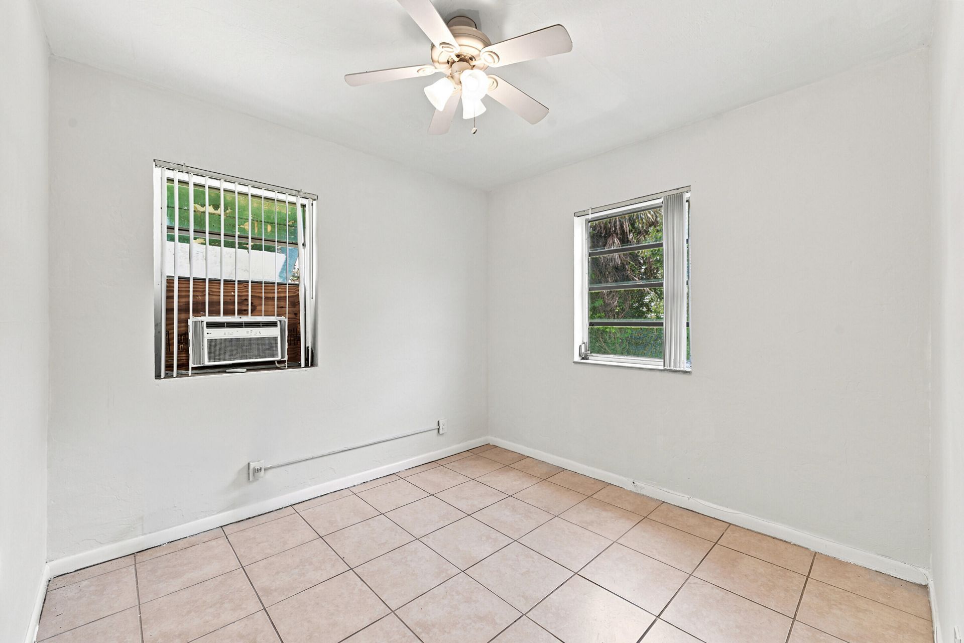 413 SW 24th Avenue, Fort Lauderdale, FL 33312 Photo