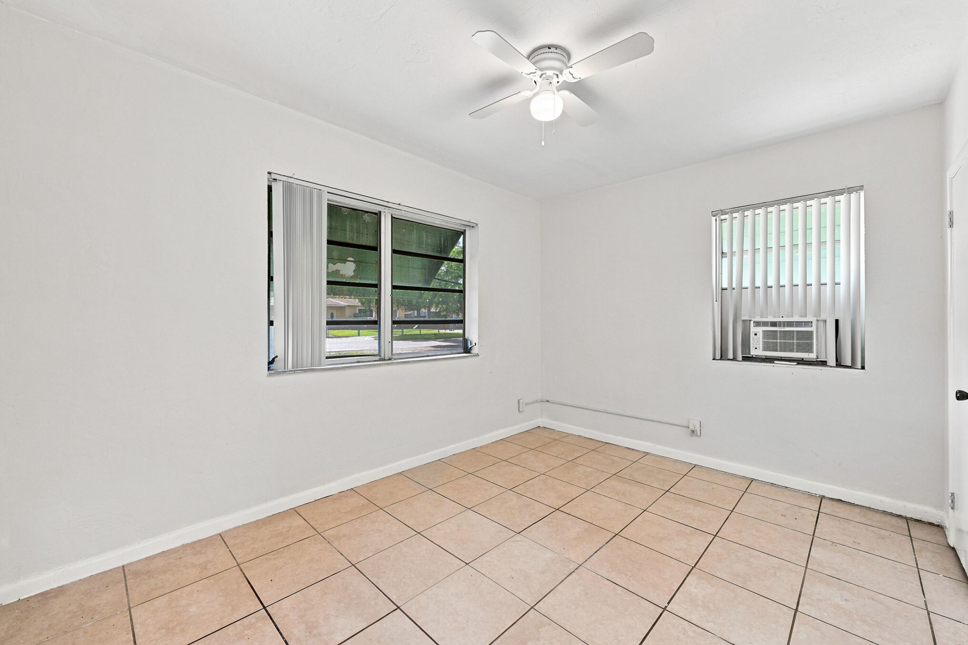 413 SW 24th Avenue, Fort Lauderdale, FL 33312 Photo