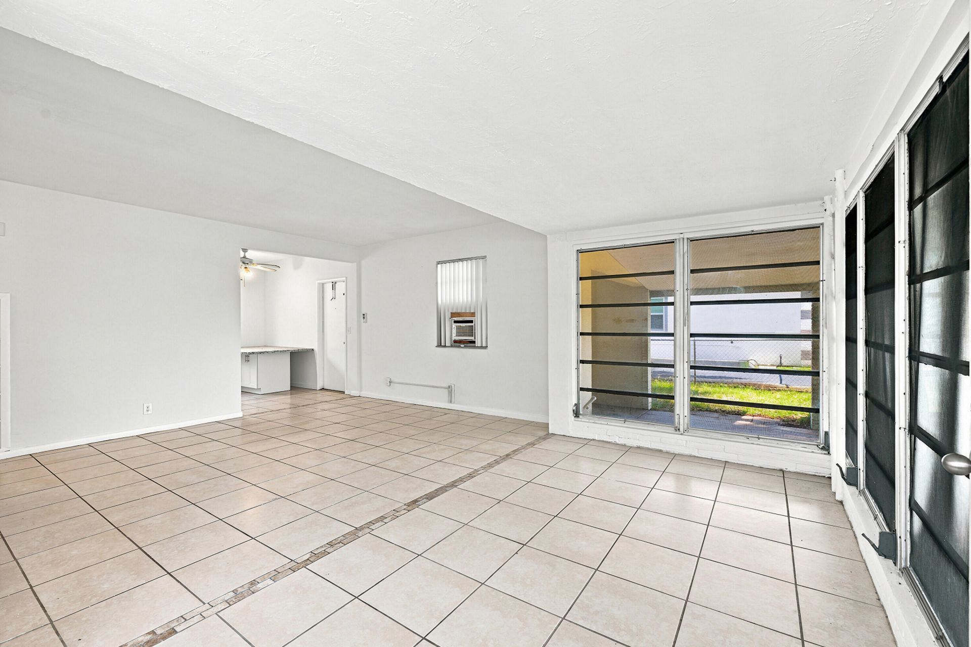 413 SW 24th Avenue, Fort Lauderdale, FL 33312 Photo