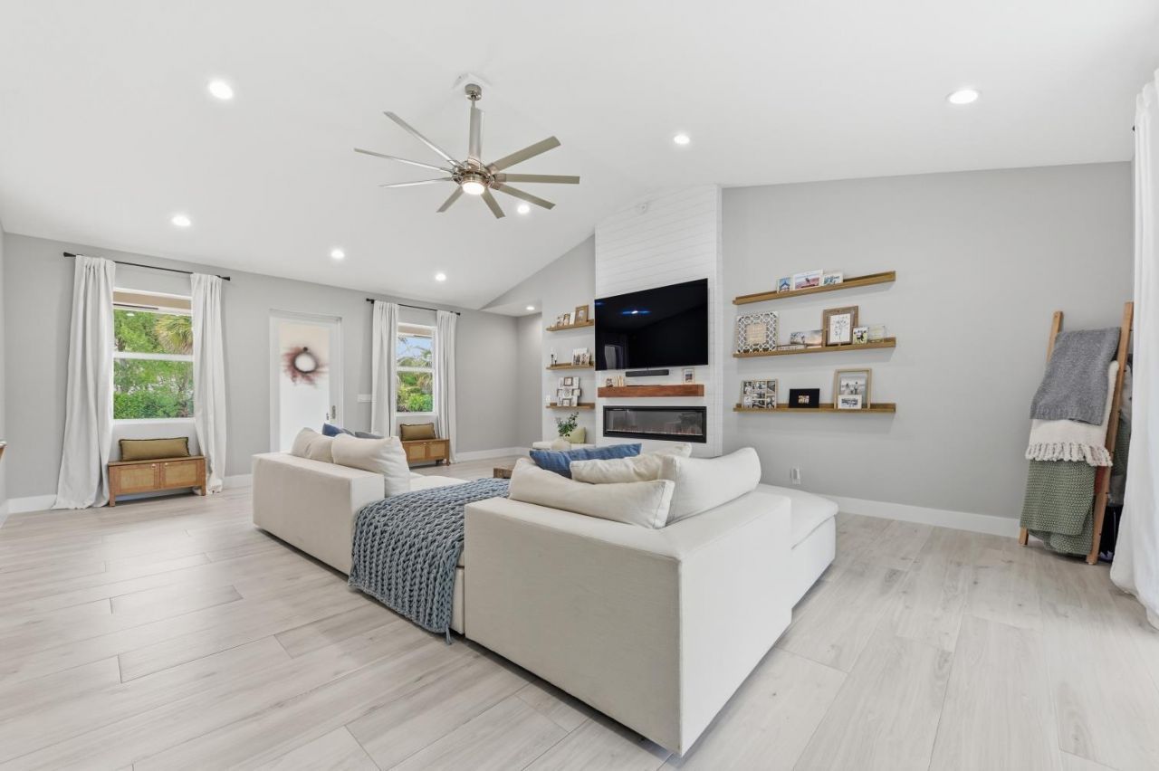 3067 Fargo Avenue, Lake Worth, FL 33467 Photo