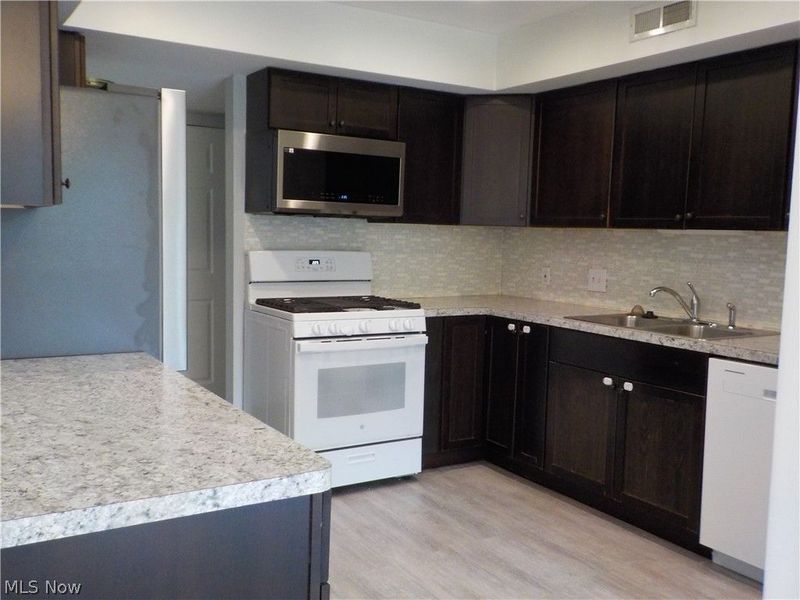 1115 Canyon View Road, Unit 604, Northfield, OH 44067 Photo 2