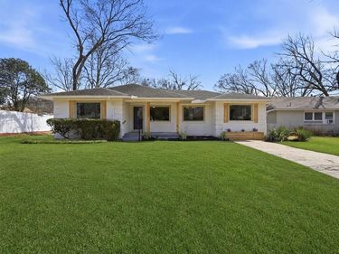 10322 Pinecrest Drive, Dallas, TX 75228