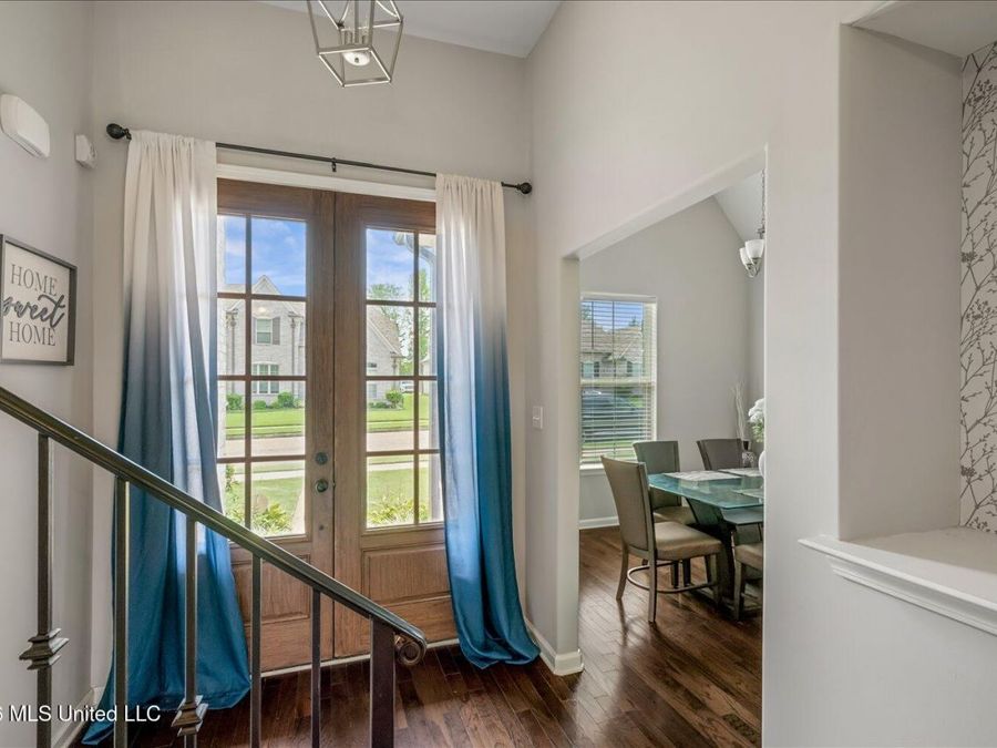 Property Image 5