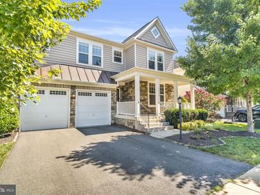 42522 STRATFORD LANDING DRIVE, BRAMBLETON, VA 20148