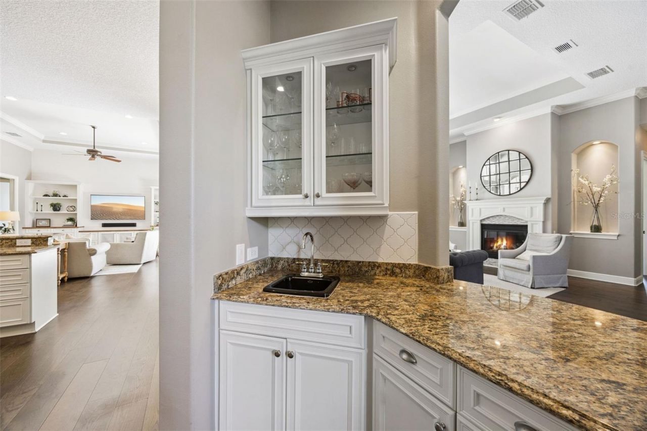657 Shadowmoss Circle, Lake Mary, FL 32746 Photo